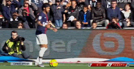 酸死了，辽宁电台解说吐槽广东靠外援，官媒跟自媒体已经没区别了